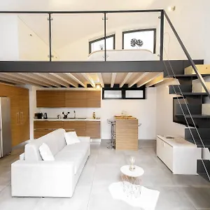 design-central-apartment.italymilanhotels.net/
